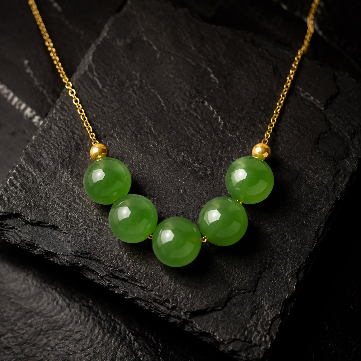 Green Jade 8mm Beaded Pendant Collar Necklace – S925 Silver, Handmade Jewelry for Luck & Harmony