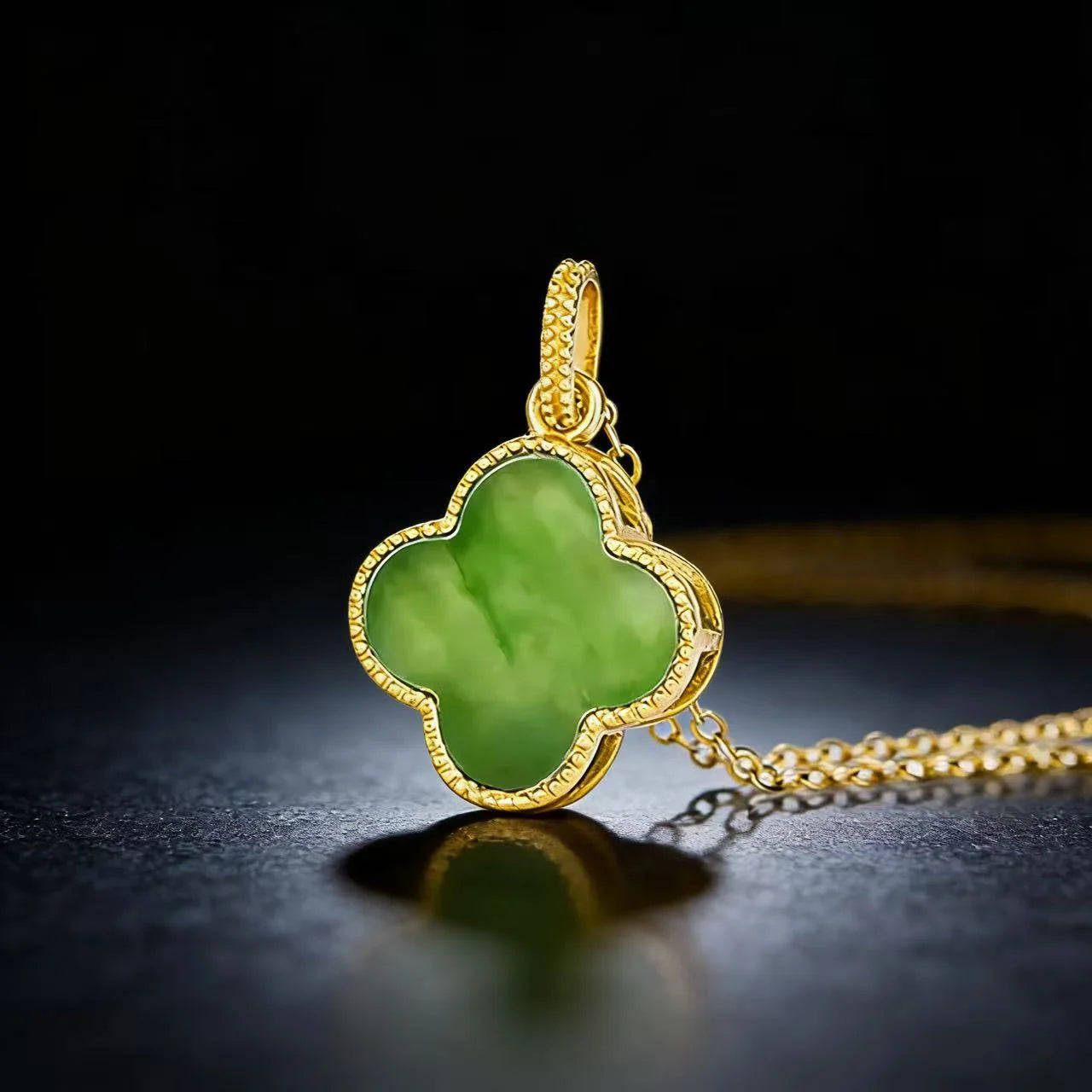 Natural Green Jade Four-Leaf Clover Lucky Pendant Necklace – Good Fortune Jewelry