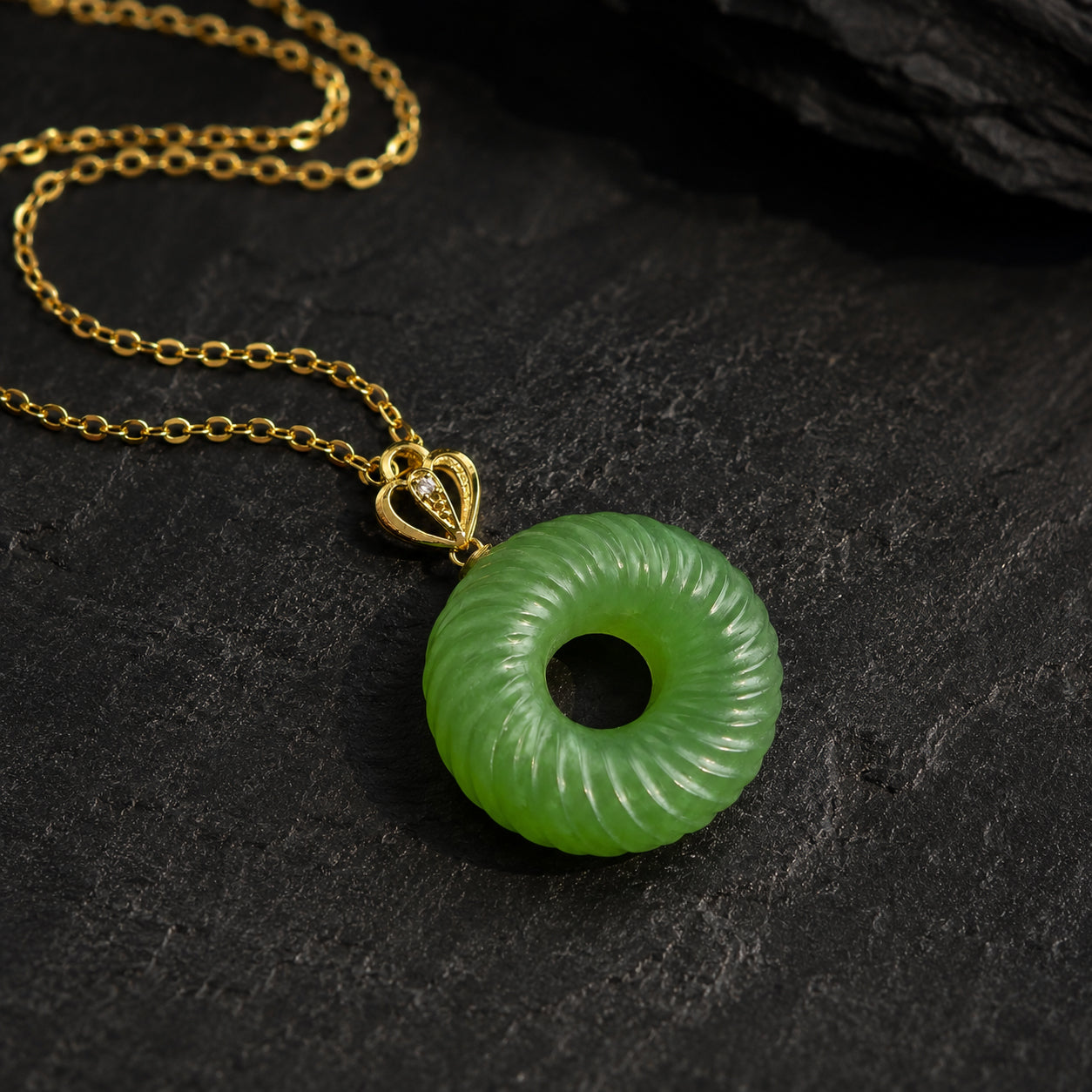 Natural Green Jade Spiral Ping An Kou Necklace – 46cm S925 Silver & 18K Gold Clasp, Symbol of Peace & Good Fortune