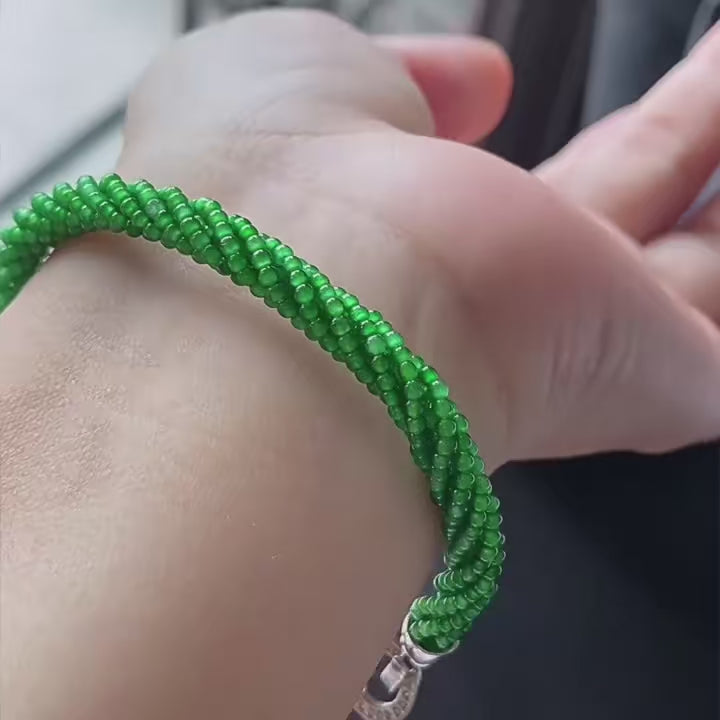 Pulsera trenzada de varios hilos de jadeíta verde